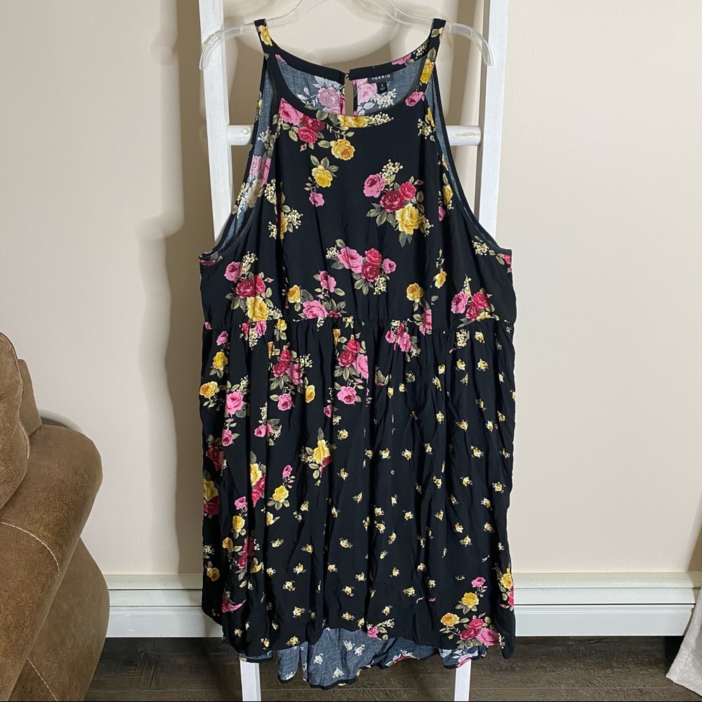Torrid black floral hi-low skater dress. Size 4.